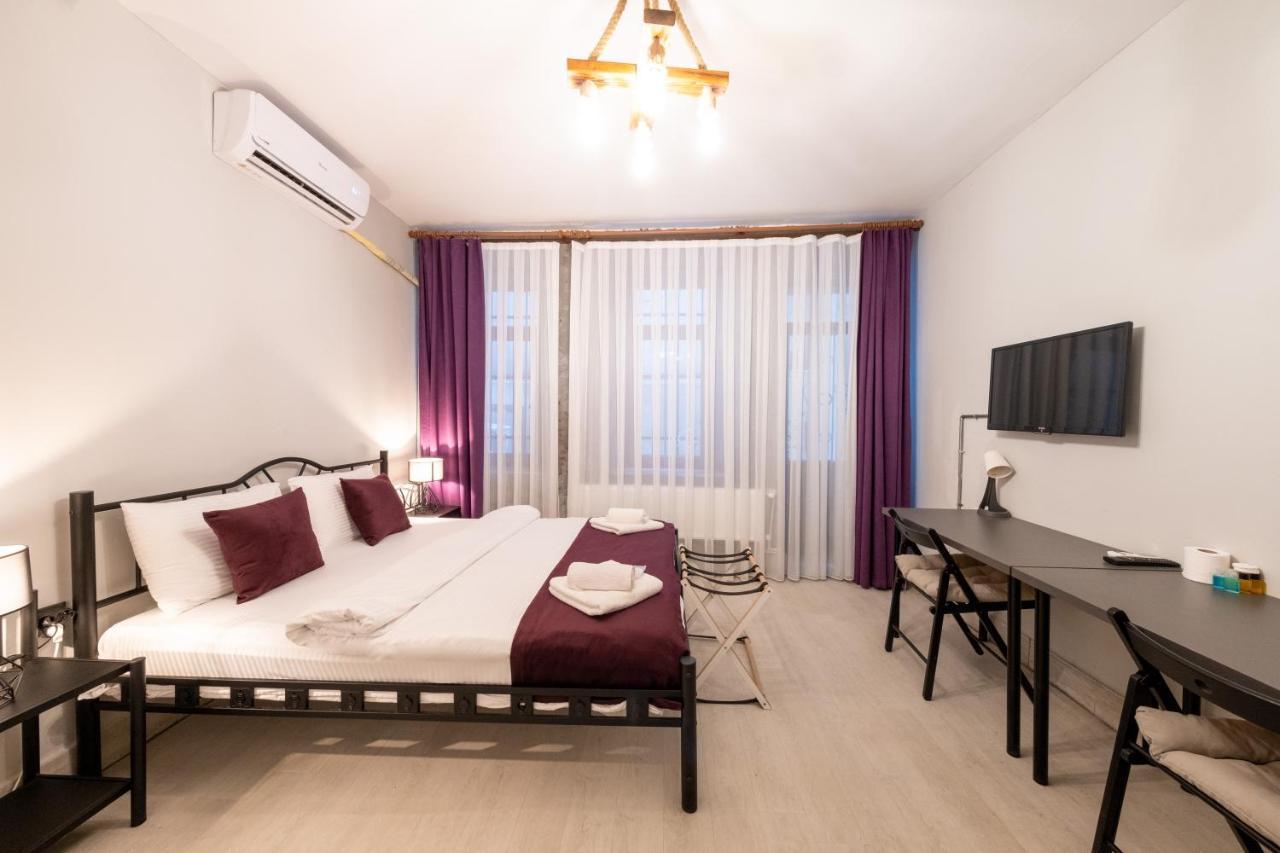 Otel Frame & Suites